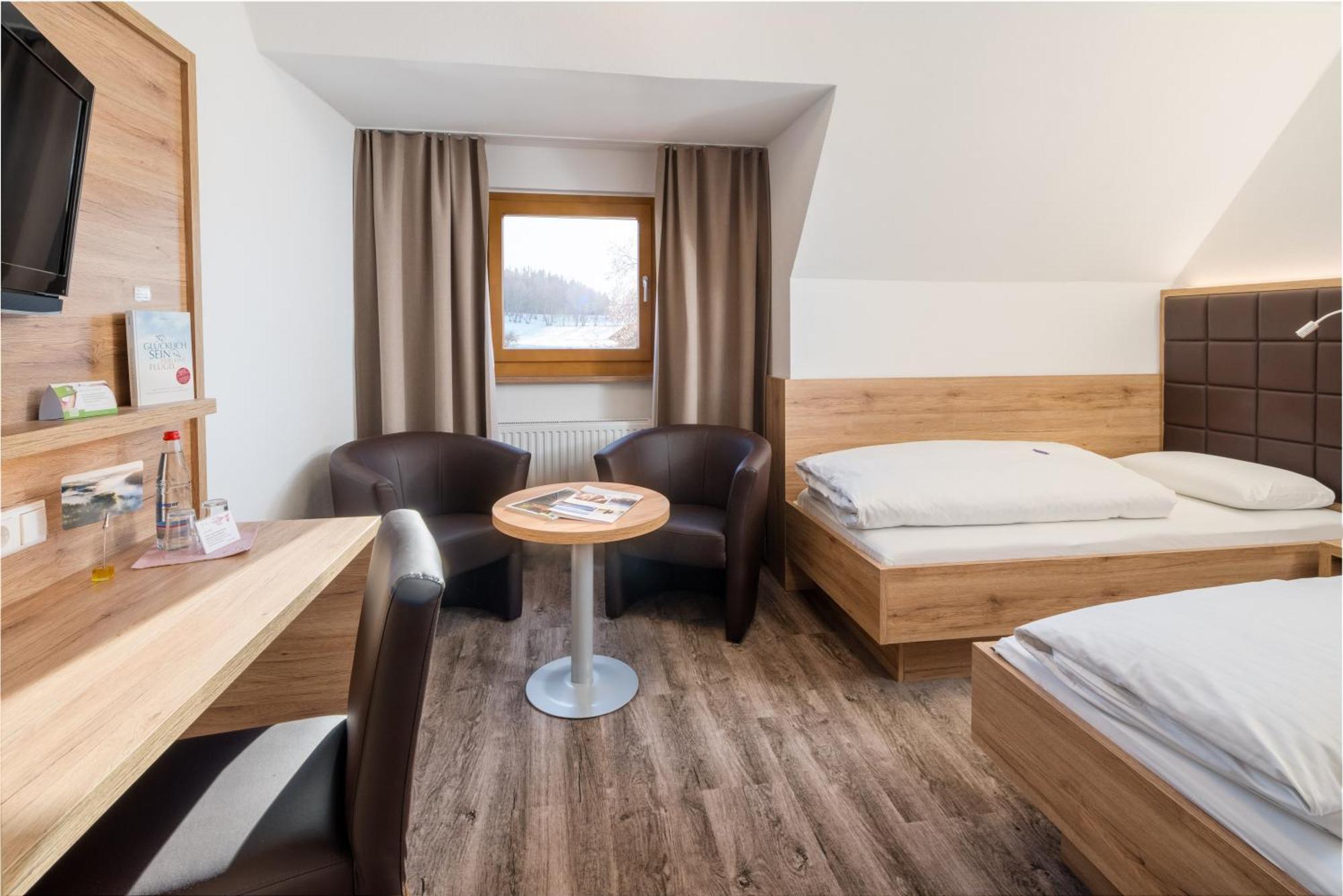 Flair Hotel Gasthof Zum Hirsch Hayingen Exterior foto